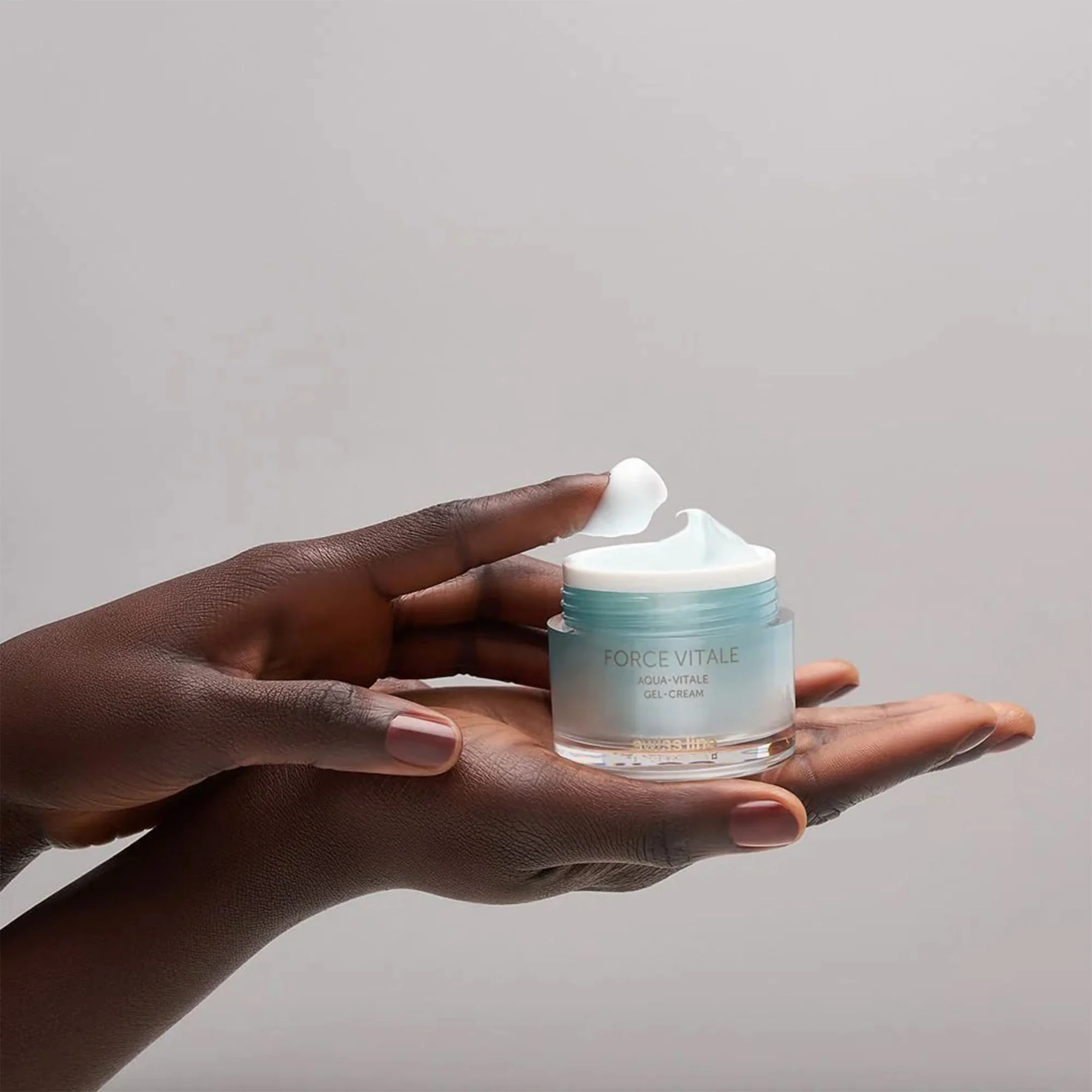 Aqua-Vitale Gel-Cream - Image 3