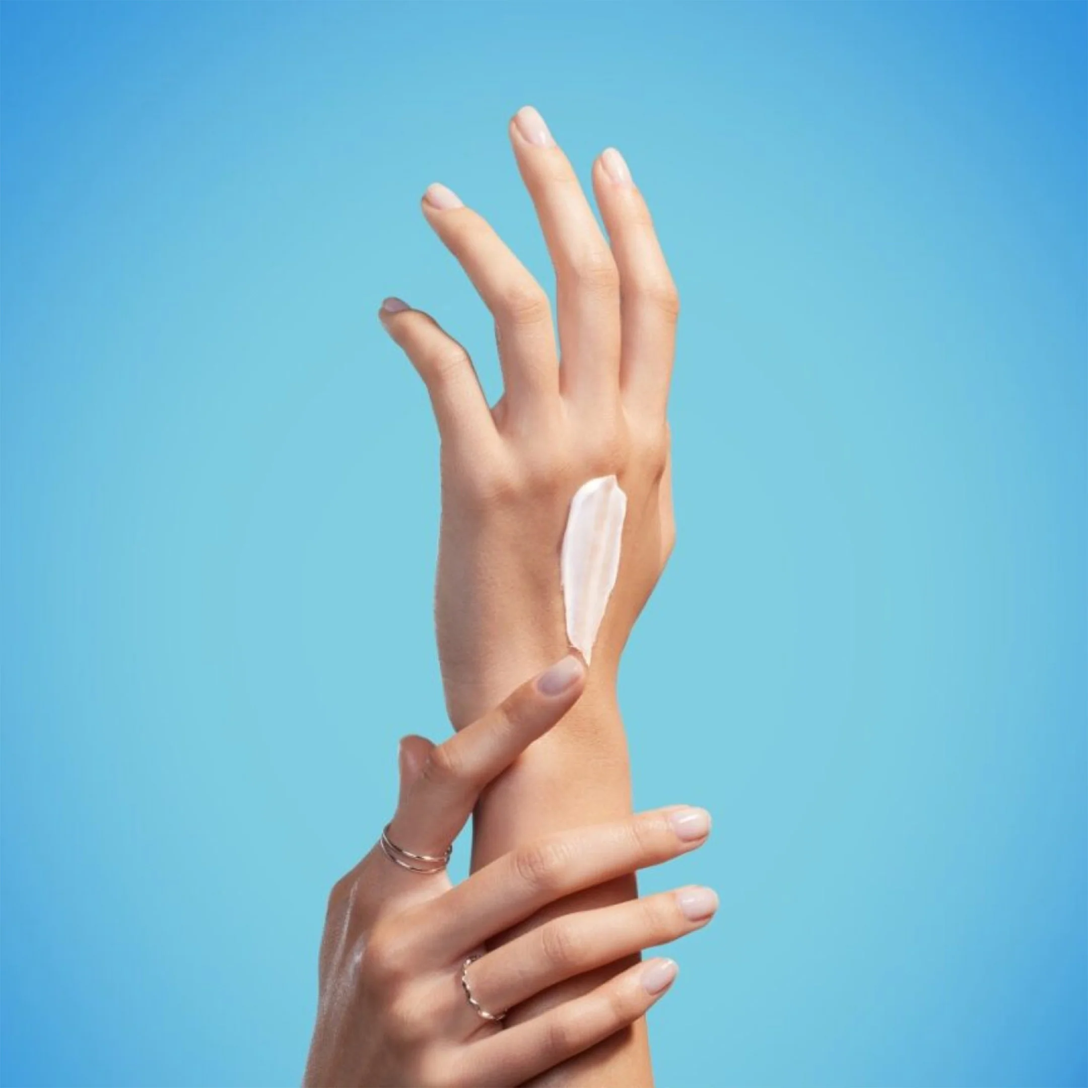 Biomains Vitaminé Hand Cream - Image 2