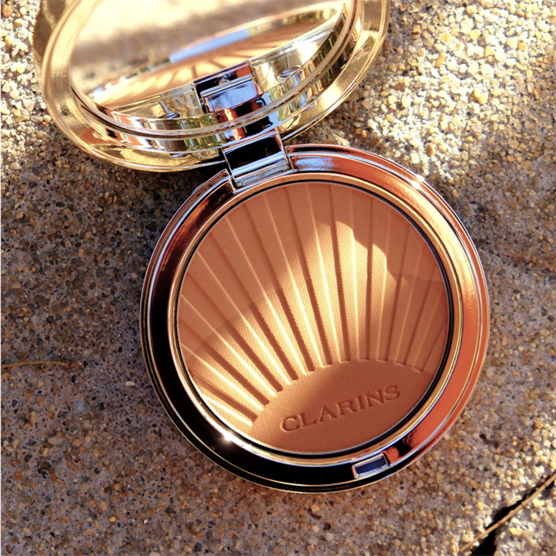 Bronzing Powder - Limited Edition - Image 2
