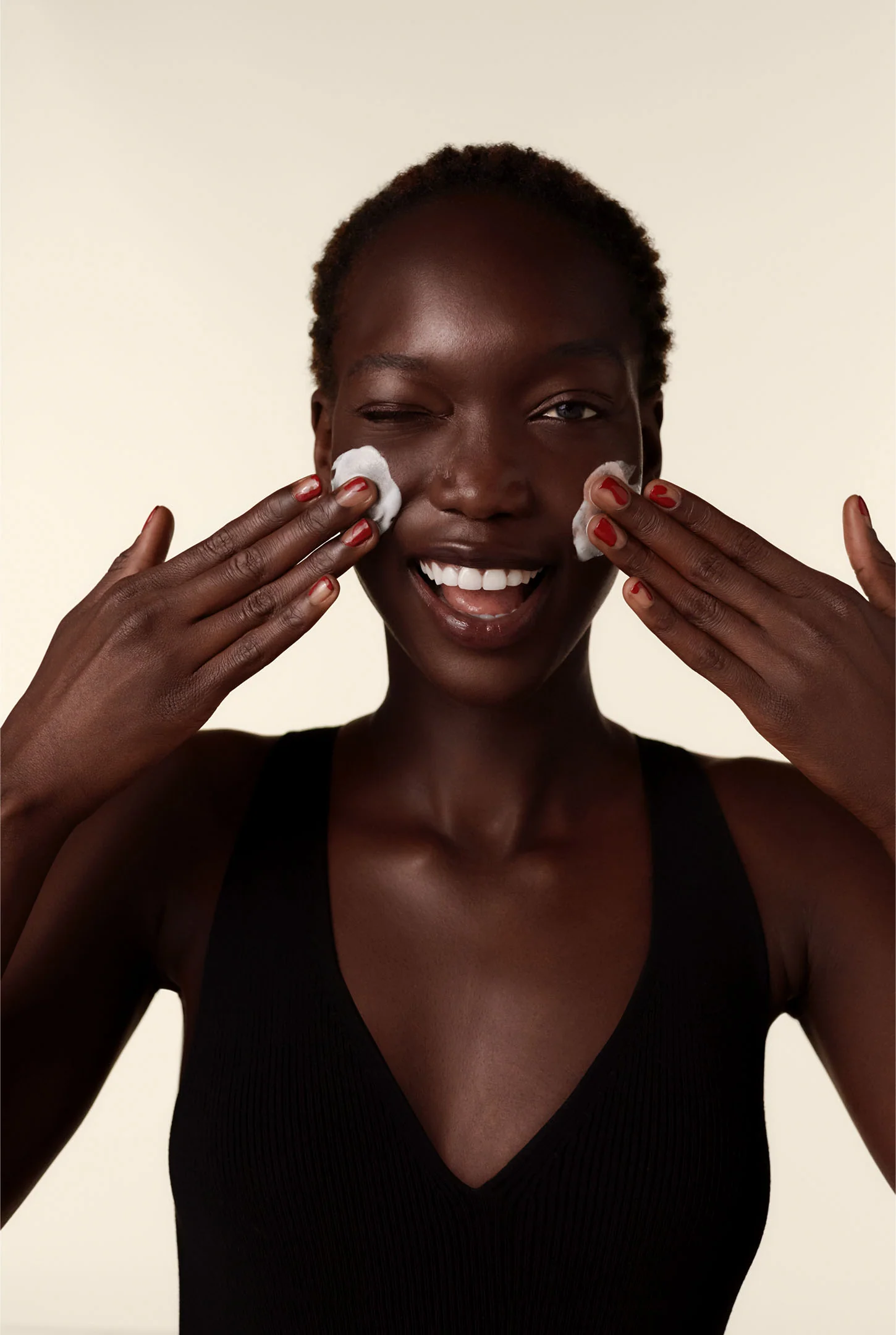 Clarifying Cleansing Foam (For All Skin Types) - Image 3