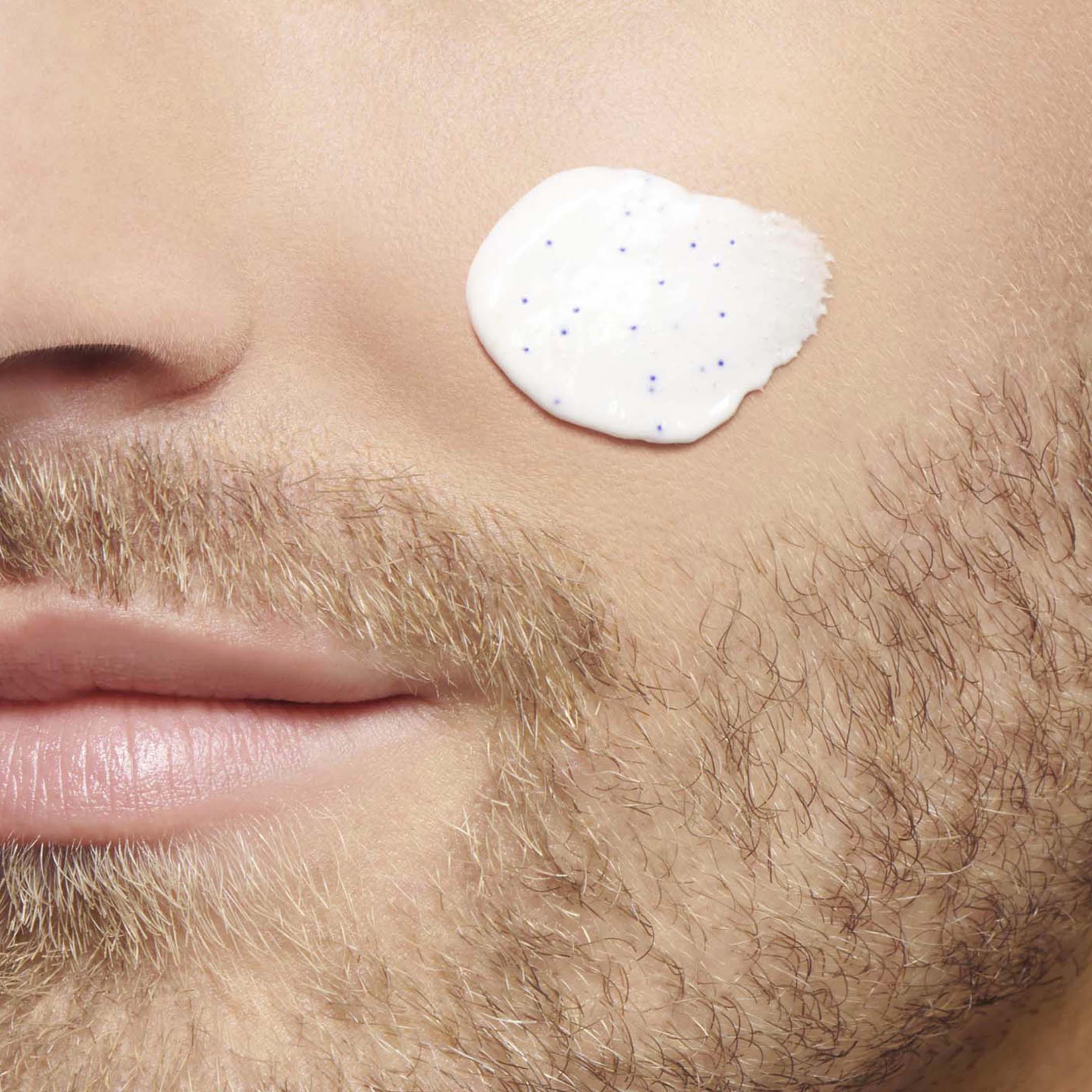 Clarinsmen Exfoliating Cleanser - Image 5