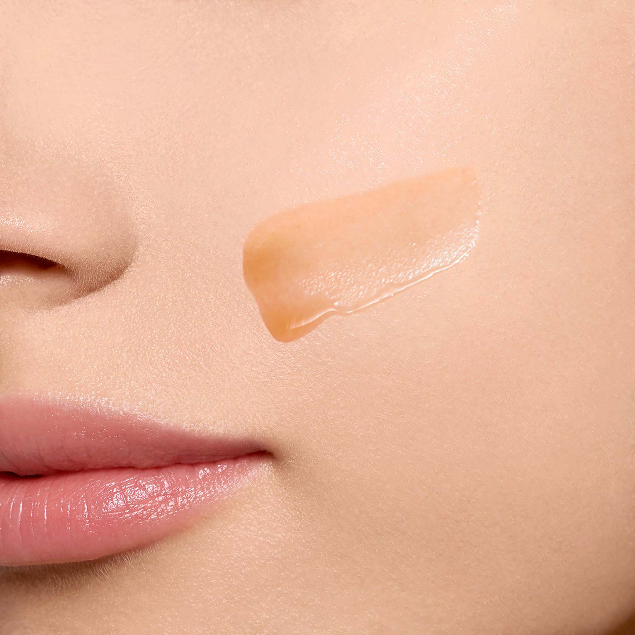 Double Serum Light Texture Anti-Aging Serum - Image 3