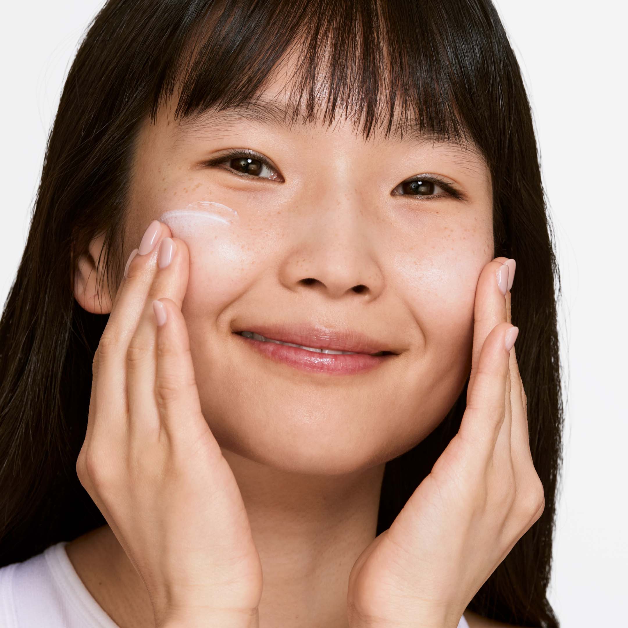 MOISTURE SURGE EYEâ„¢ 96-HOUR HYDRO-FILLER CONCENTRATE 15 ML - Image 4