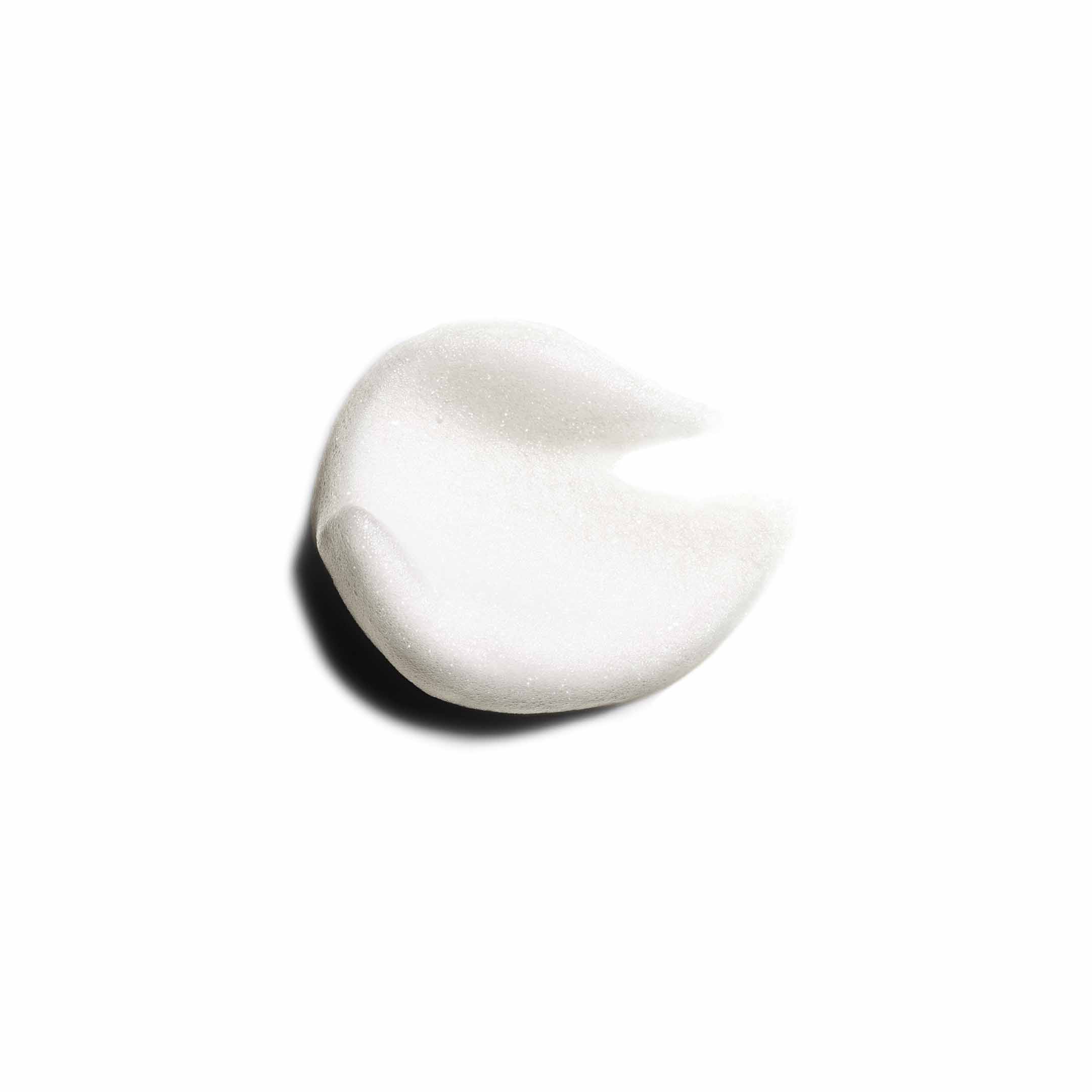 Gentle Renewing Cleansing Mousse - Image 2