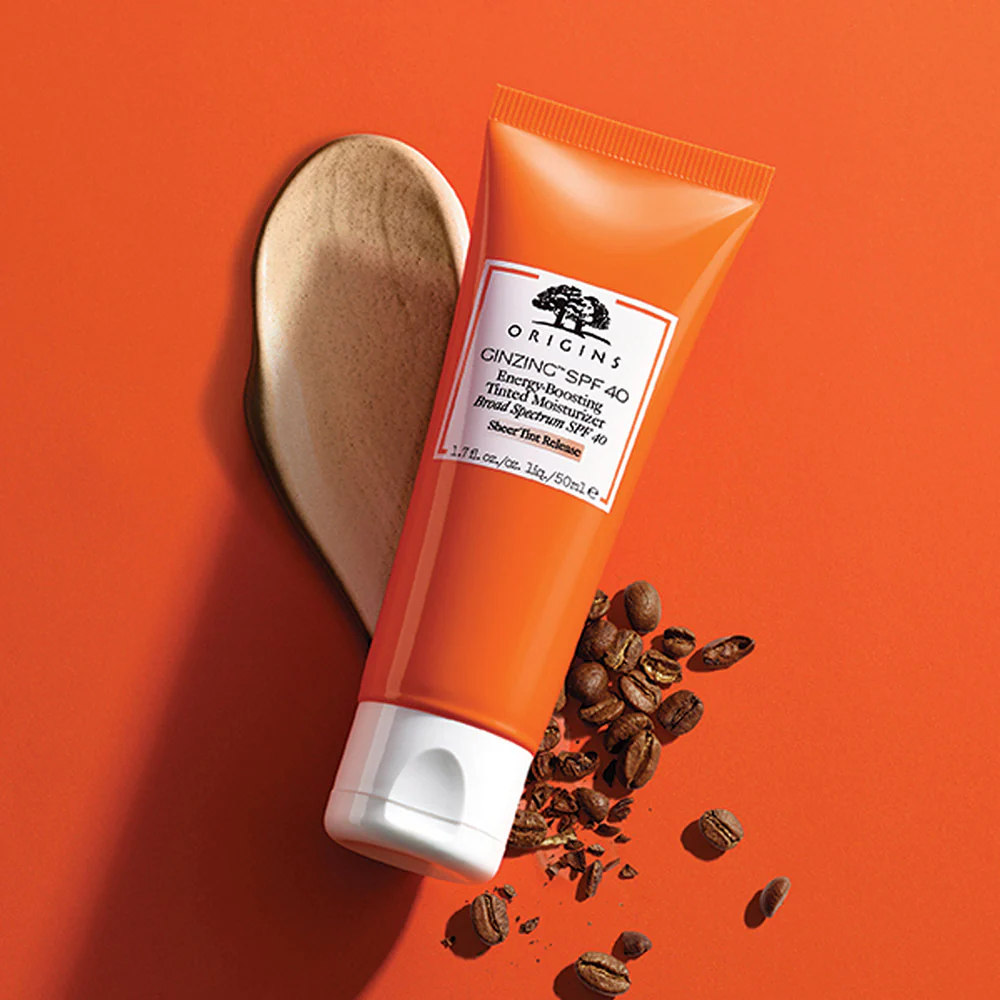 Ginzing⢠SPF 40 Energy-Boosting Tinted Moisturizer - Image 3