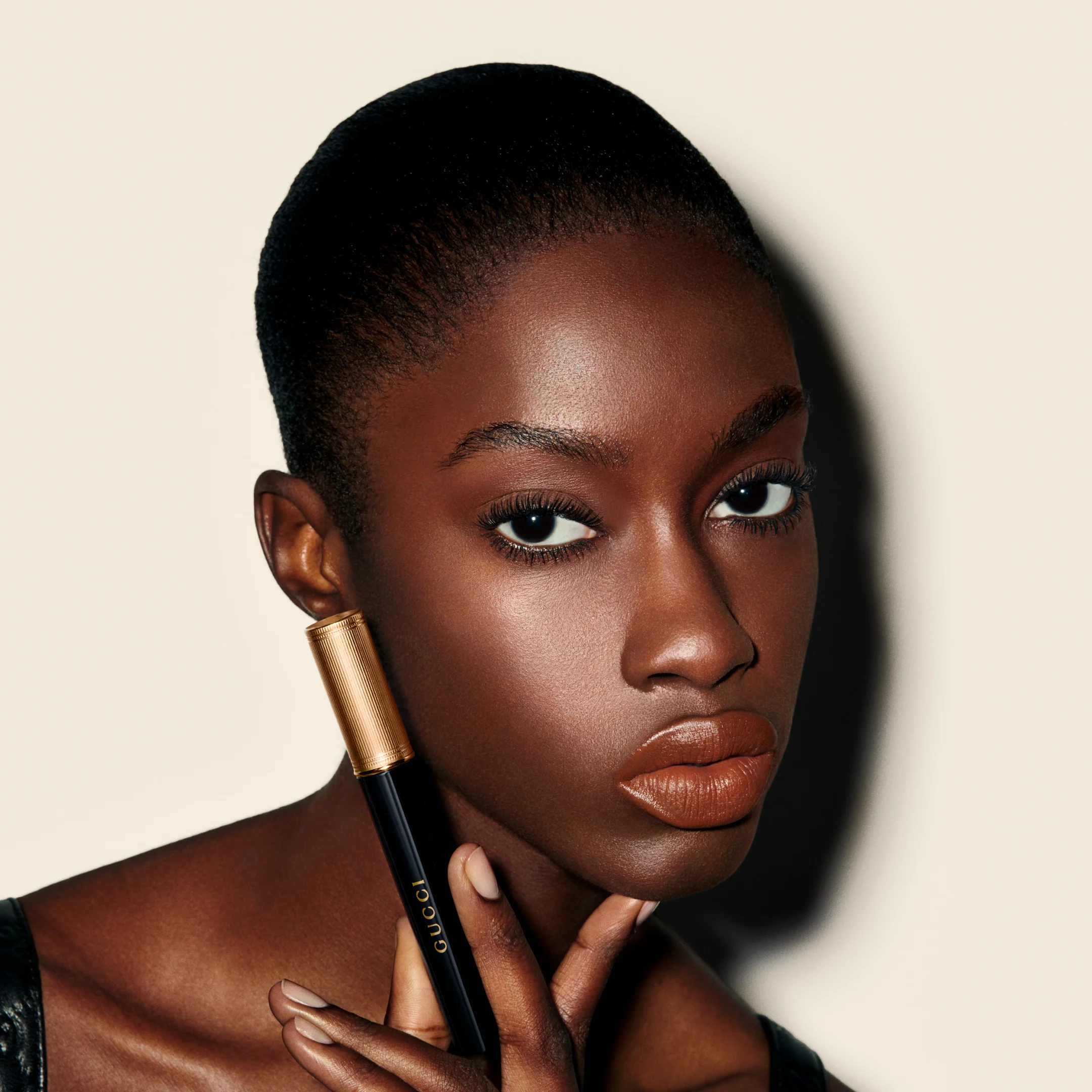 Gucci Le Magnétisme Volumizing Mascara - 01 - Eve Black, 7.5g (0.25oz) - Image 4