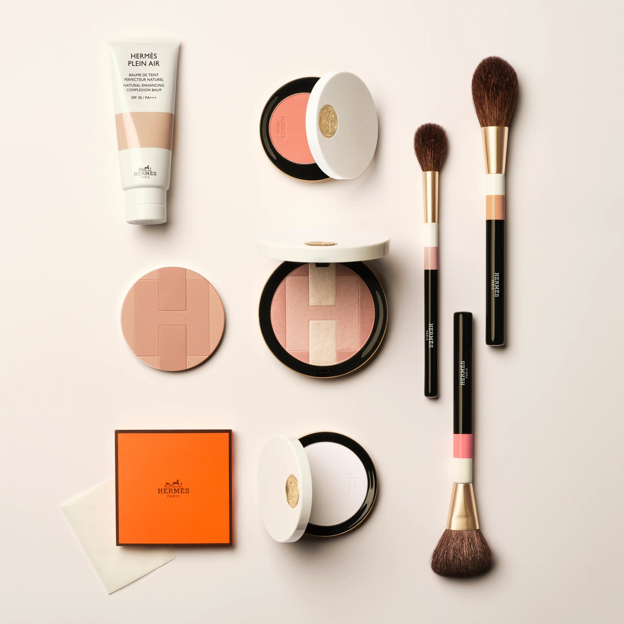 Hermes Plein Air Healthy Glow Mineral Powder Refill - Image 4