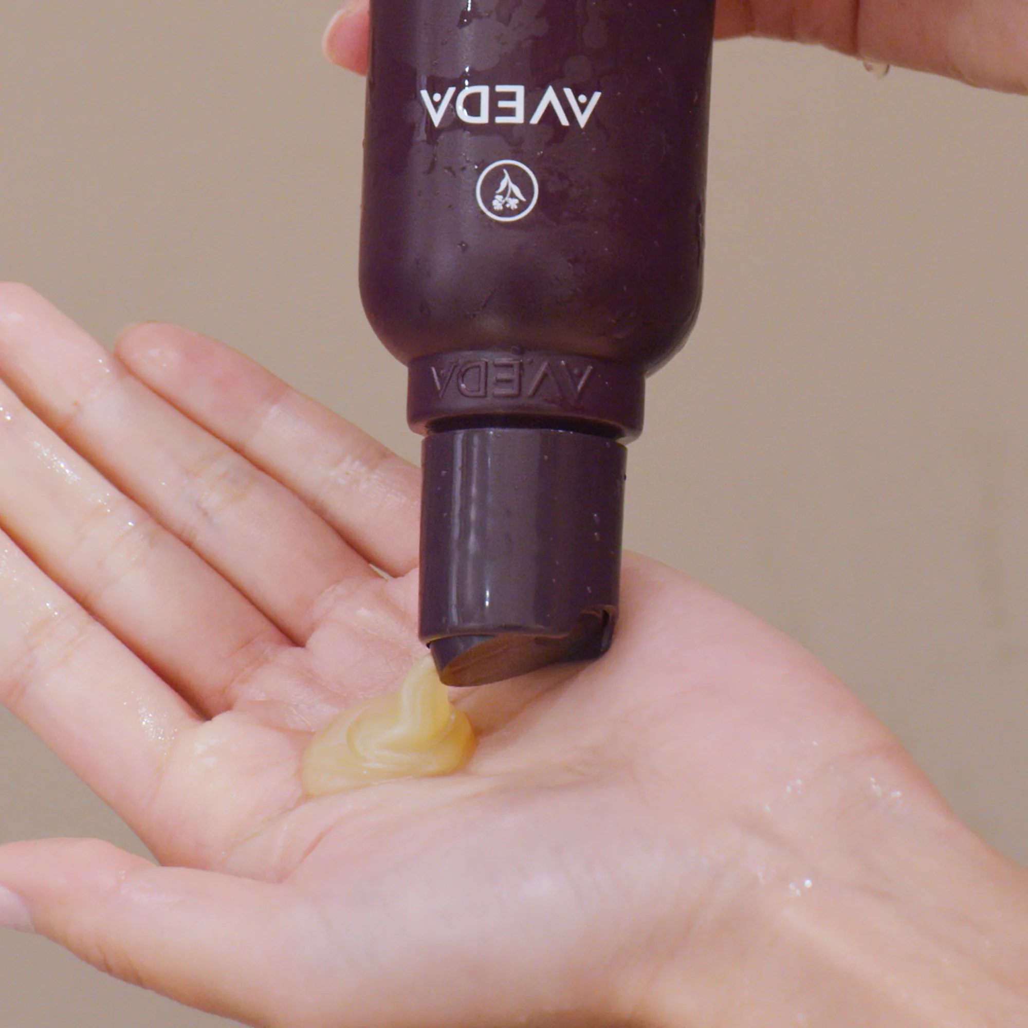 Invati Ultra Advanced Exfoliating Shampoo Light - Image 3