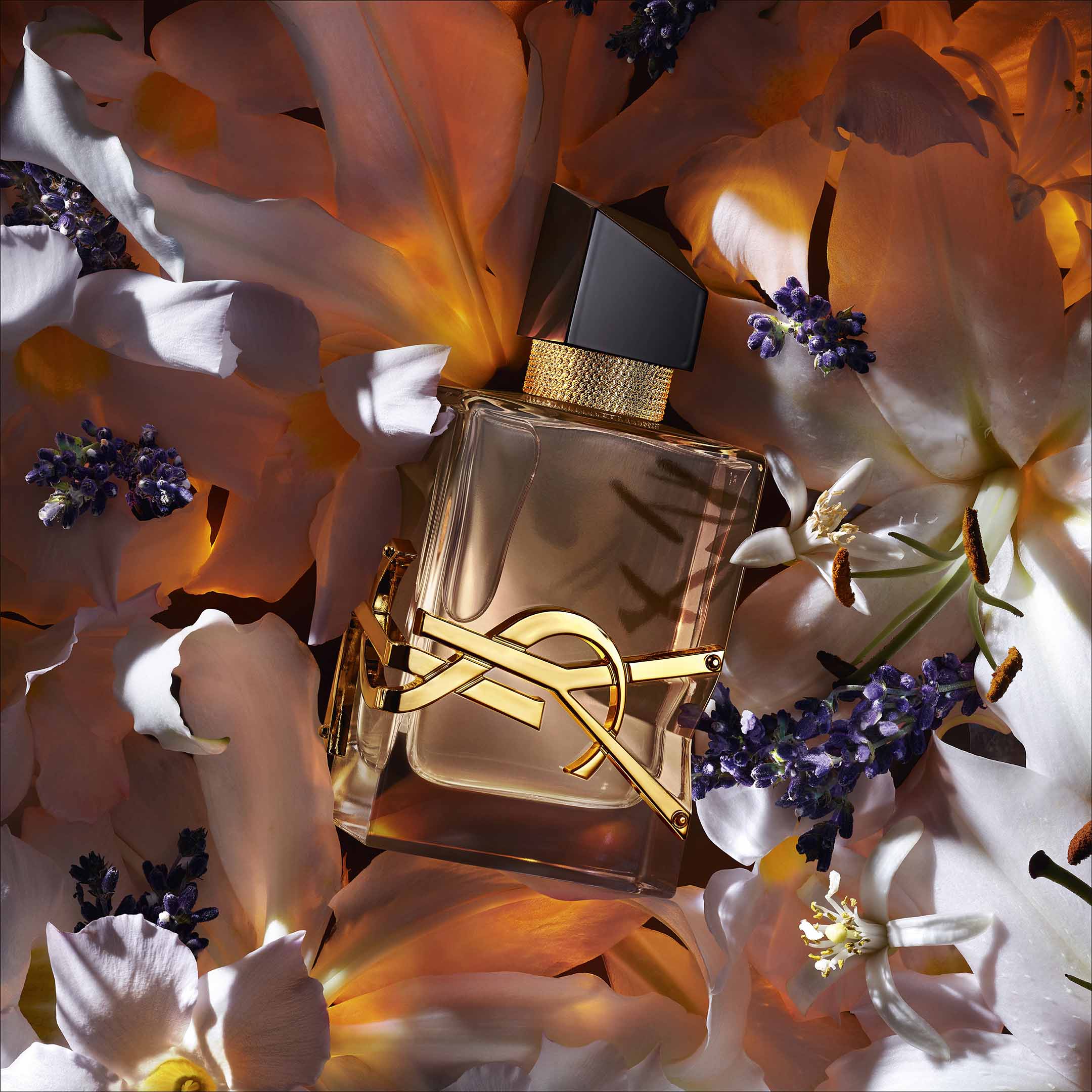Libre Flowers & Flames Eau De Parfum - Image 3