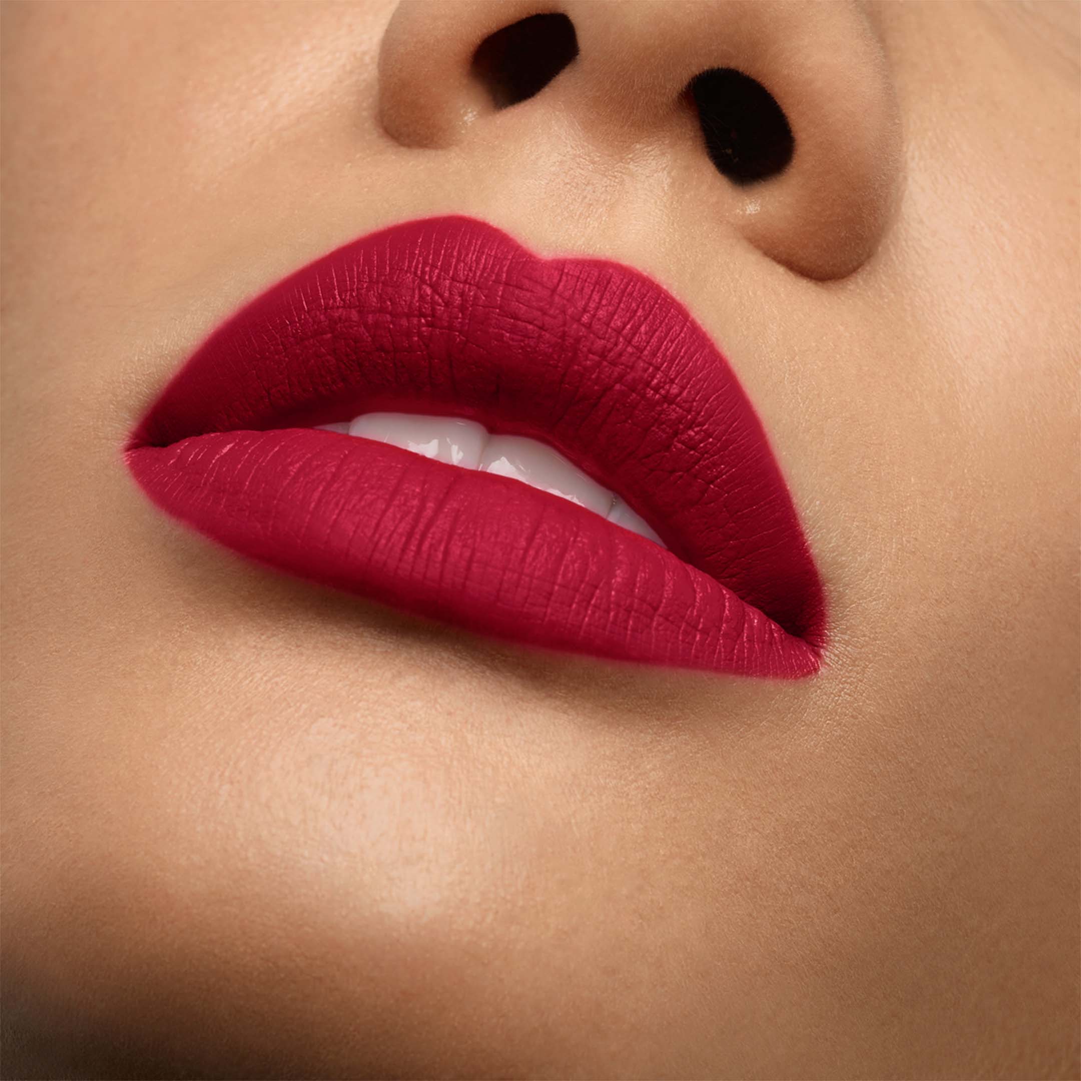 Lip Trio Rouge Louboutin Coffret - Rouge Louboutin 001M, Rouge Louboutin 001, Rouge Louboutin 001G - Image 3