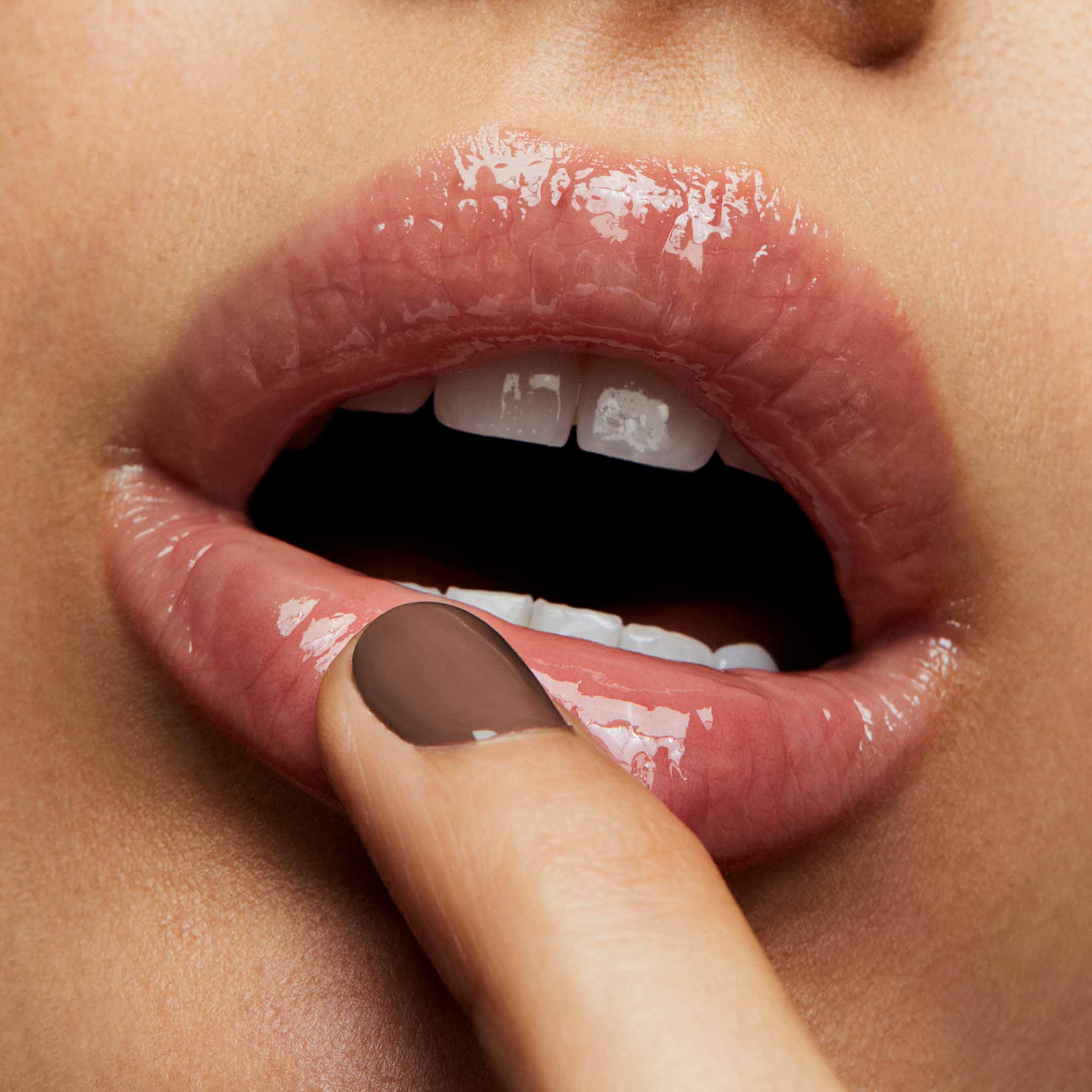 Lipglass - Image 6