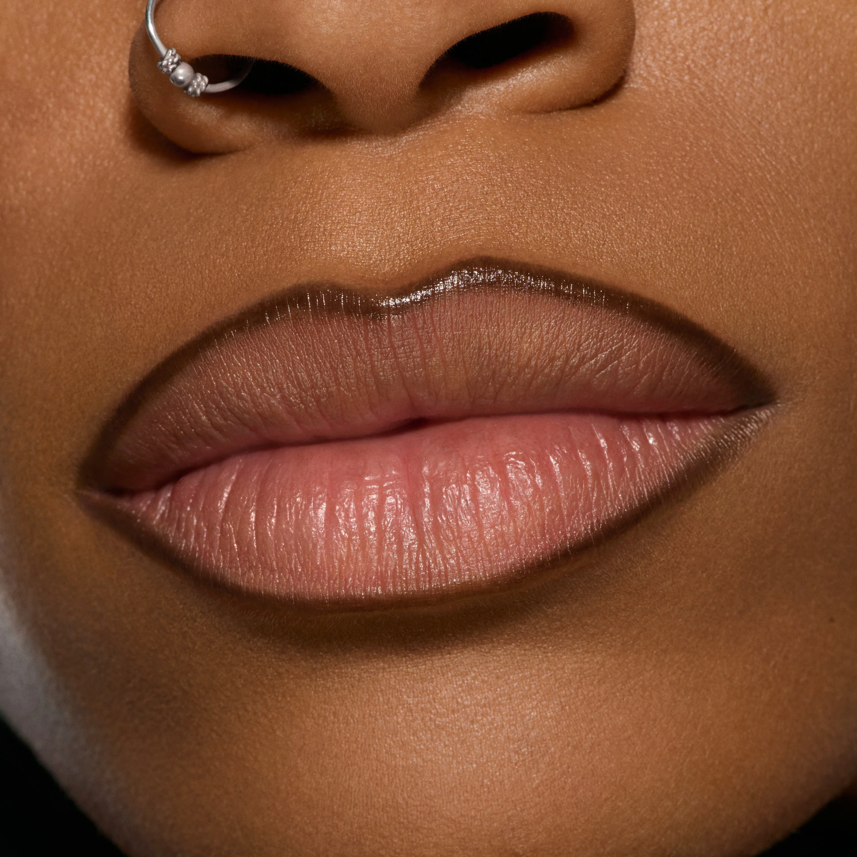 LIPGLAZER GLOSSY LIP LINER - Image 6