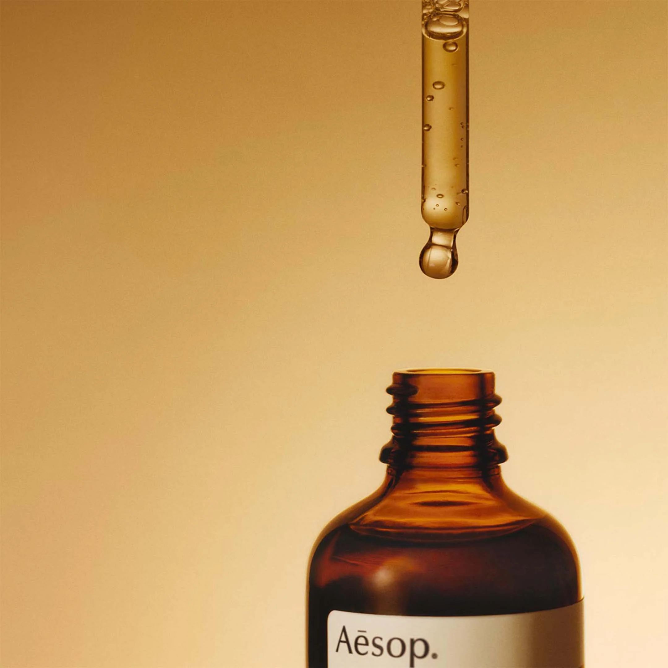 Lucent Facial Concentrate 60mL - Image 3