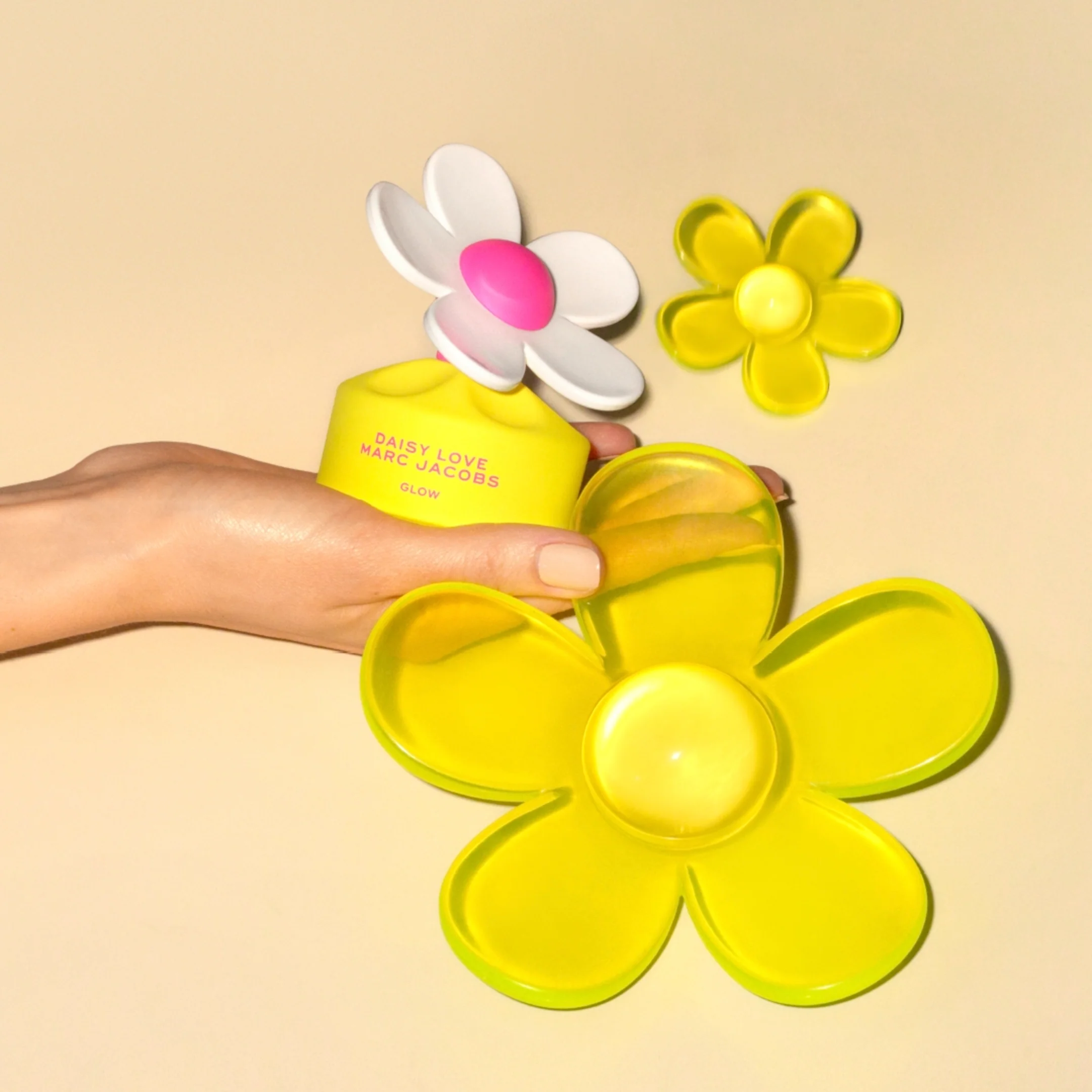 Marc Jacobs Daisy Love Glow Limited Edition Eau de Toilette for Women 50ml (1.6oz) - Image 5