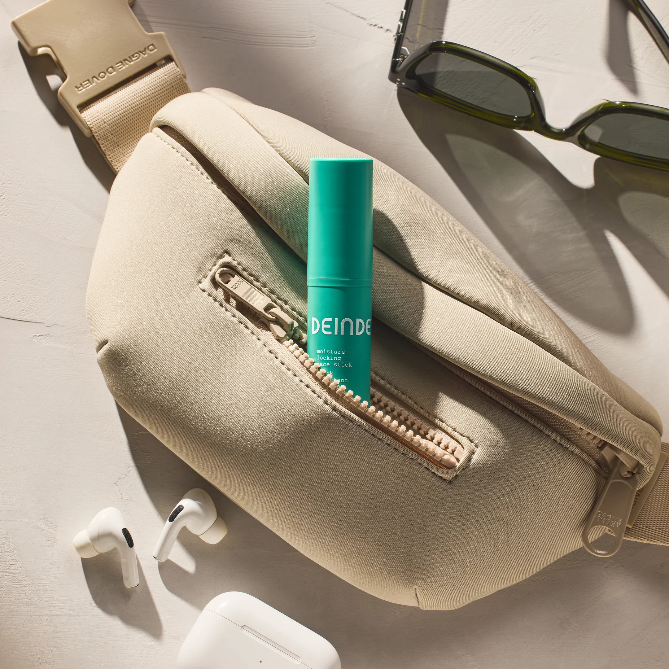 Moisture-Locking Face Stick - Image 3
