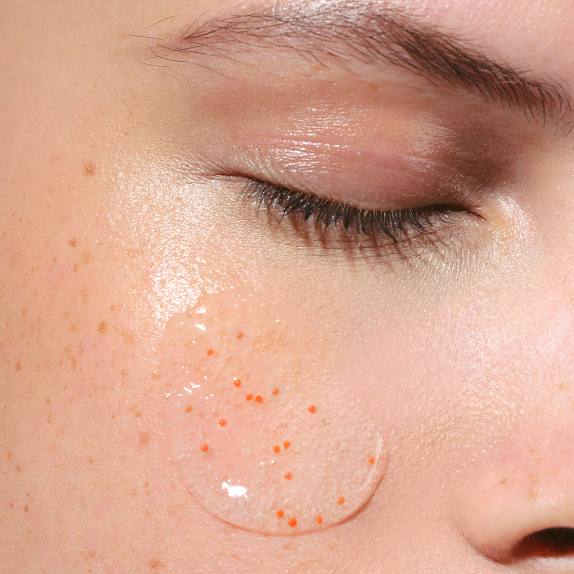 One-Step Gentle Exfoliating Cleanser - Image 2
