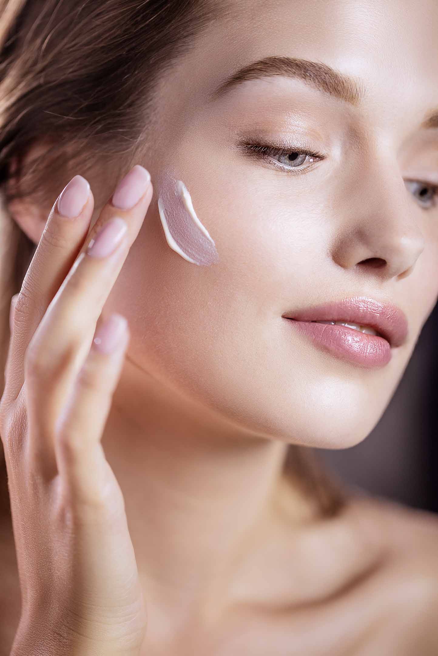 Phyto-Blanc Brightening Protective Moisturizer - Image 3