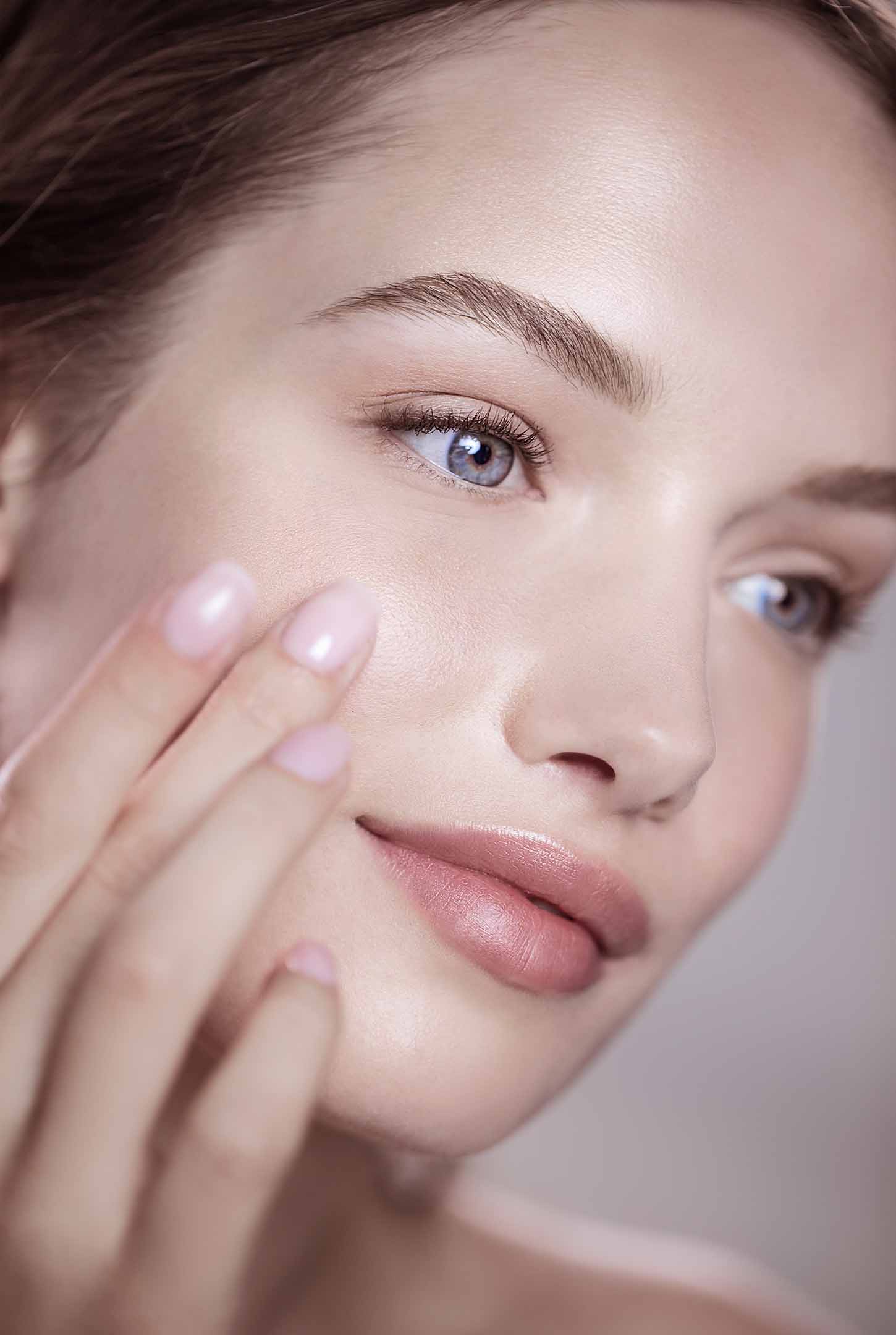 Phyto-Blanc Brightening Protective Moisturizer - Image 4