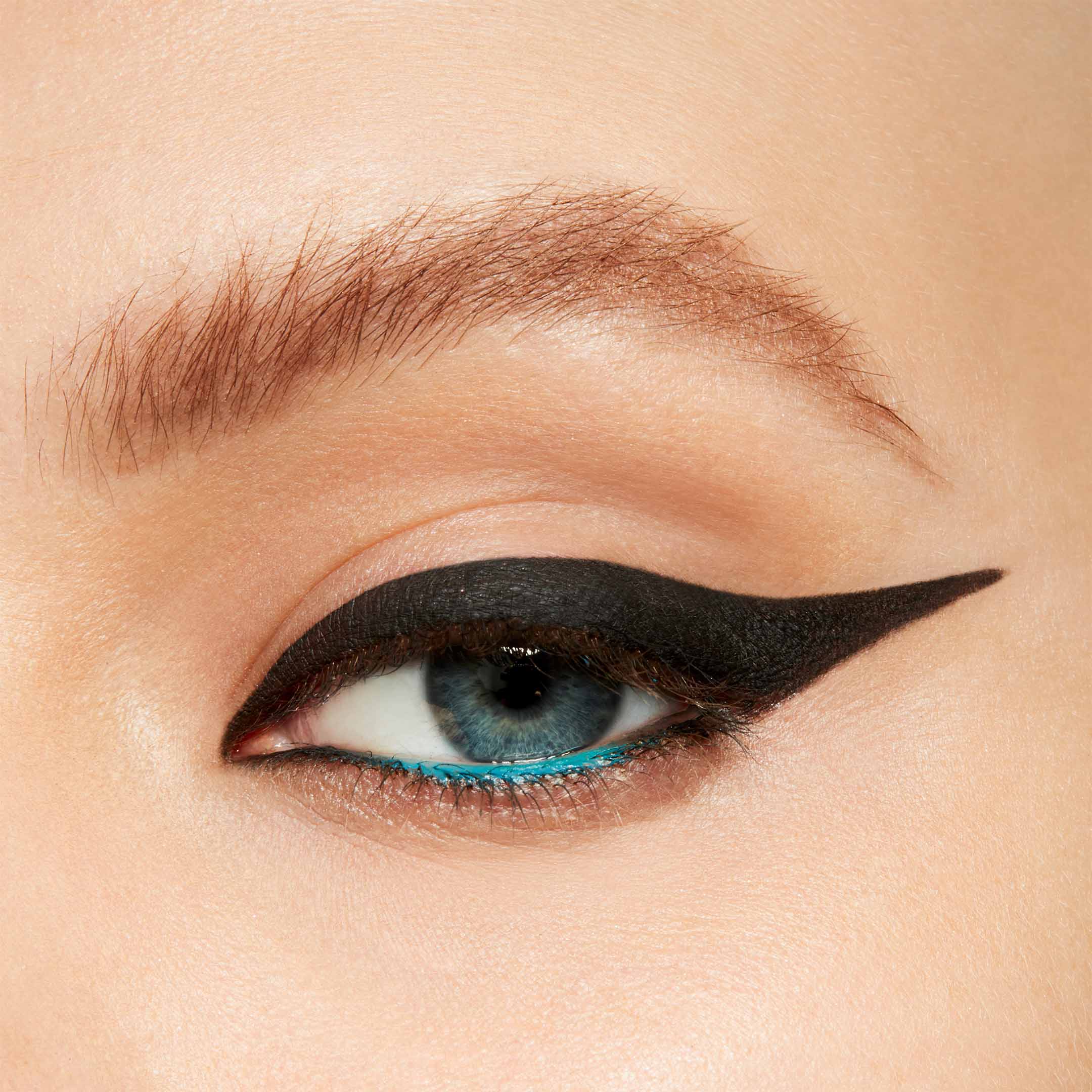 Pro Longwear Fluidline Eye Liner And Brow Gel - Image 3