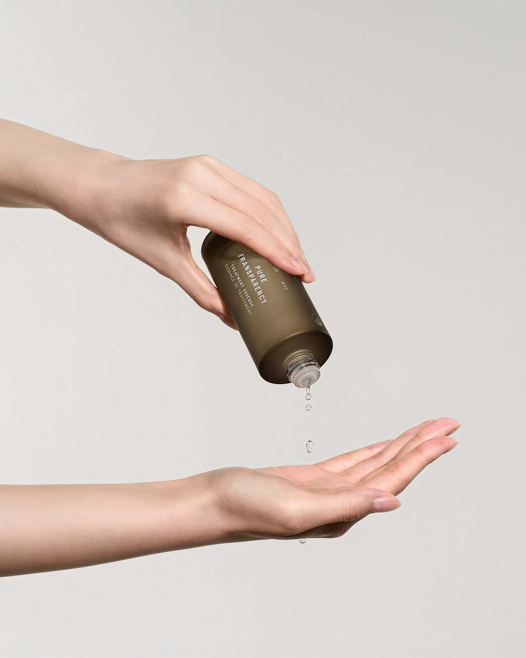 Pure Transparency Treatment Essence - Image 5