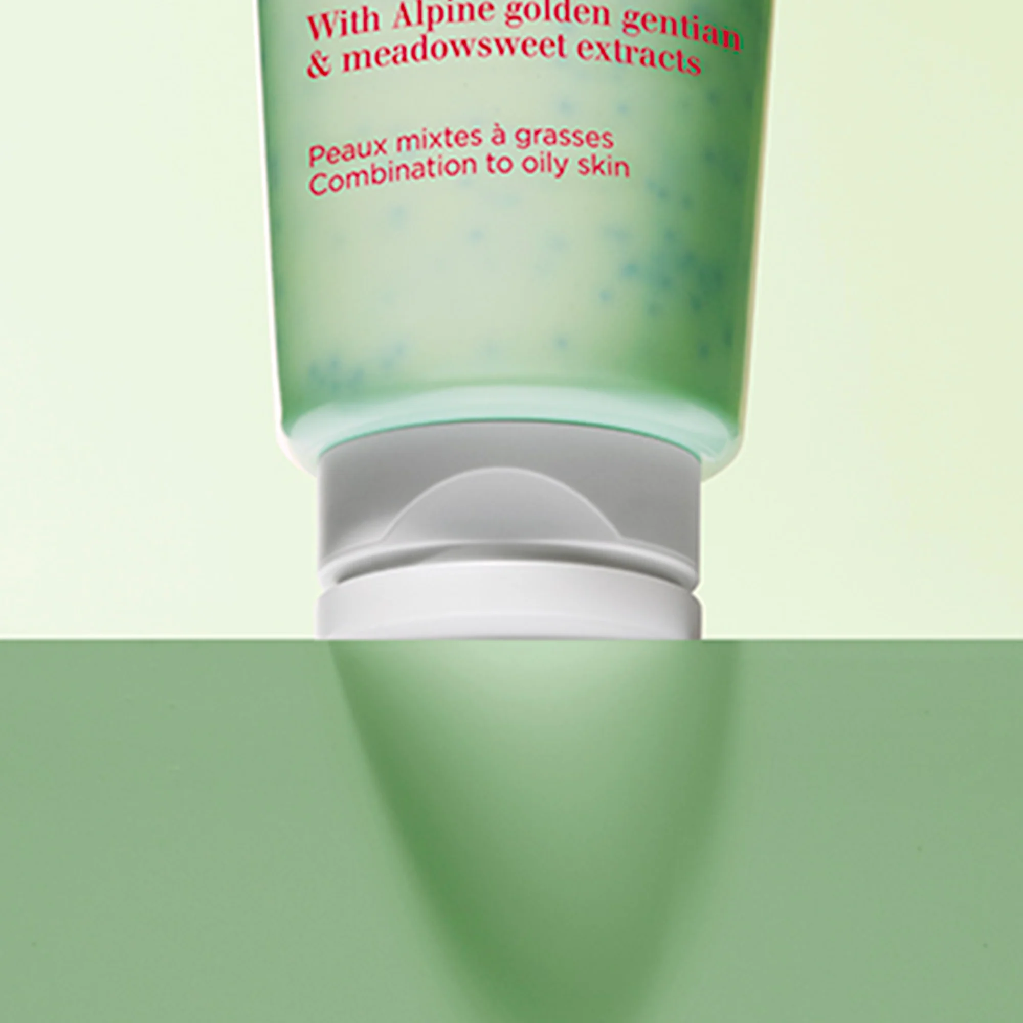 Purifying Gentle Foaming Cleanser - Image 5