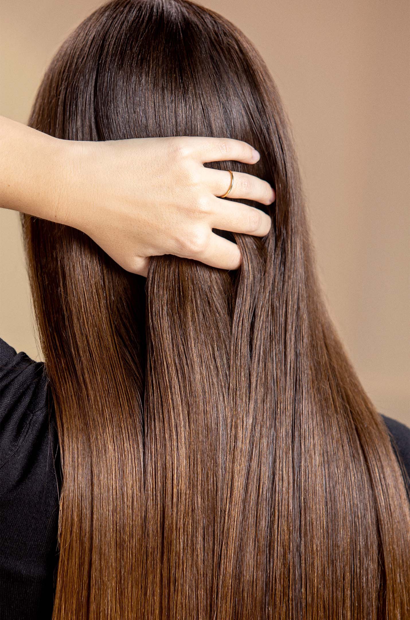 Revitalizing Nourishing Shampoo - Image 7