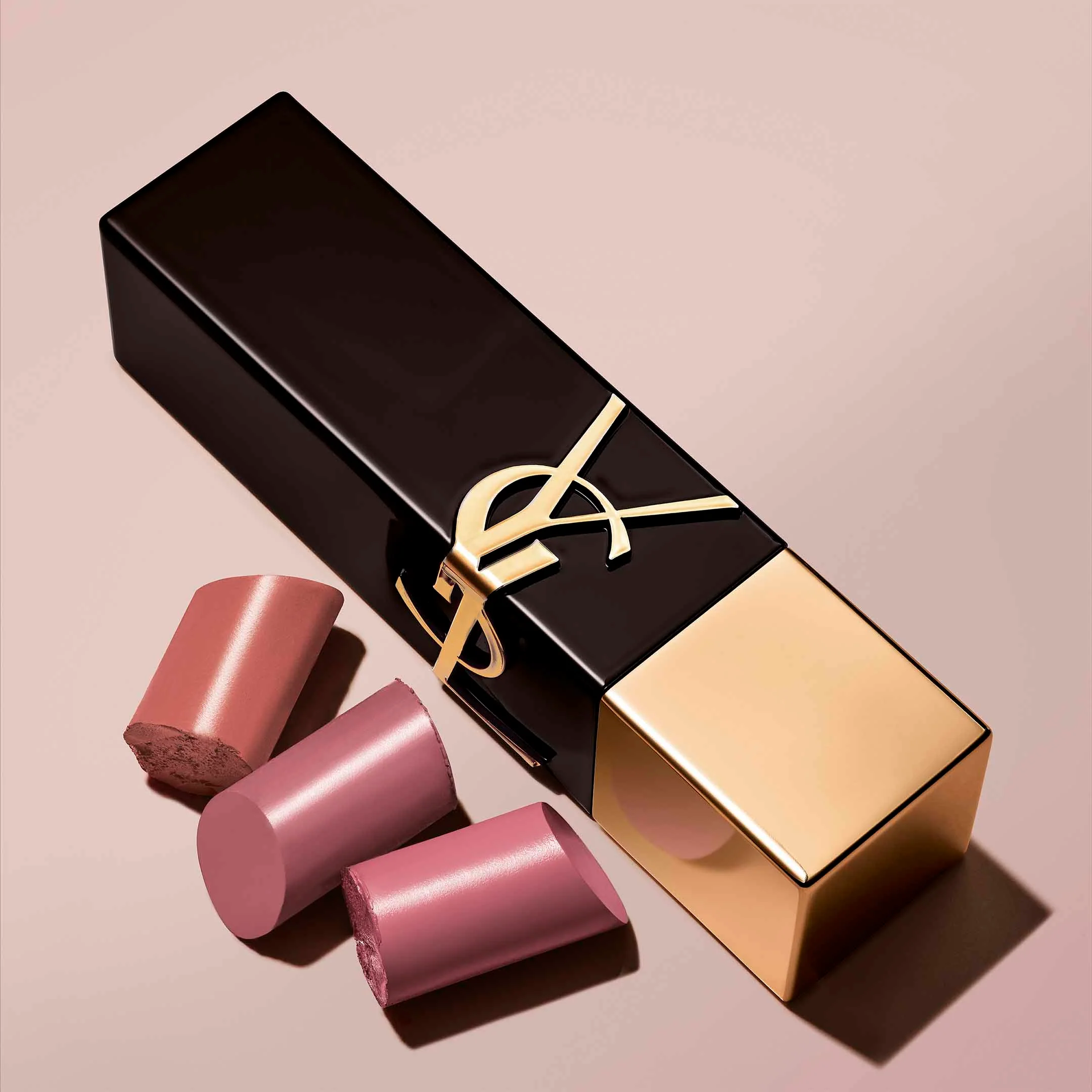 Rouge Pur Couture The Bold Lipstick - Image 5