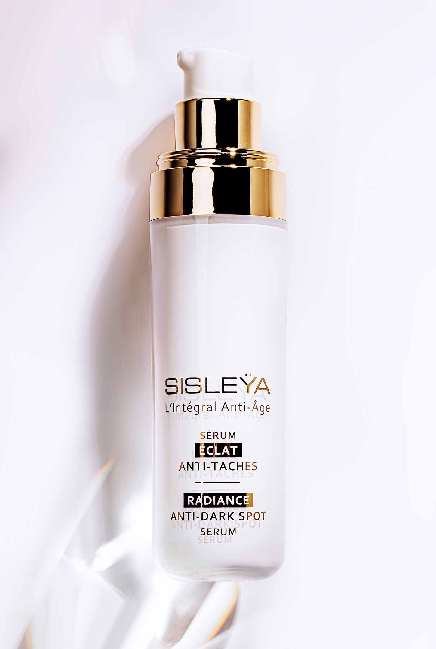 Sisleÿa L'Integral Anti-Age Radiance Anti-Dark Spot Serum - Image 2