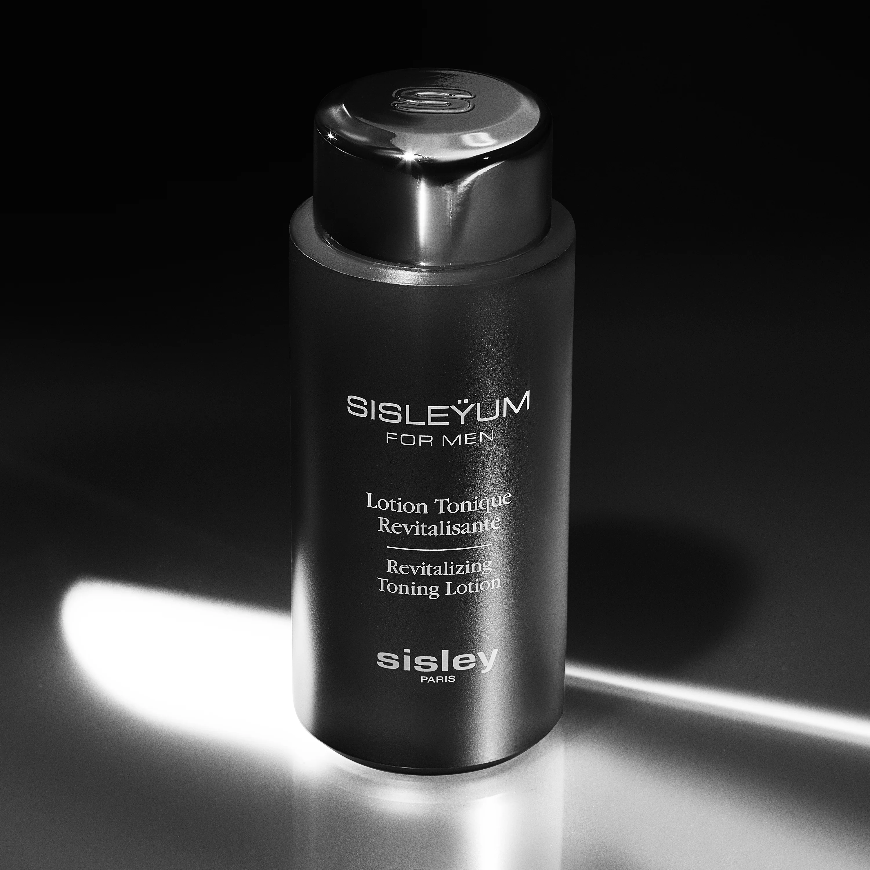 Sisleÿum Revitalizing Toning Lotion - Image 4