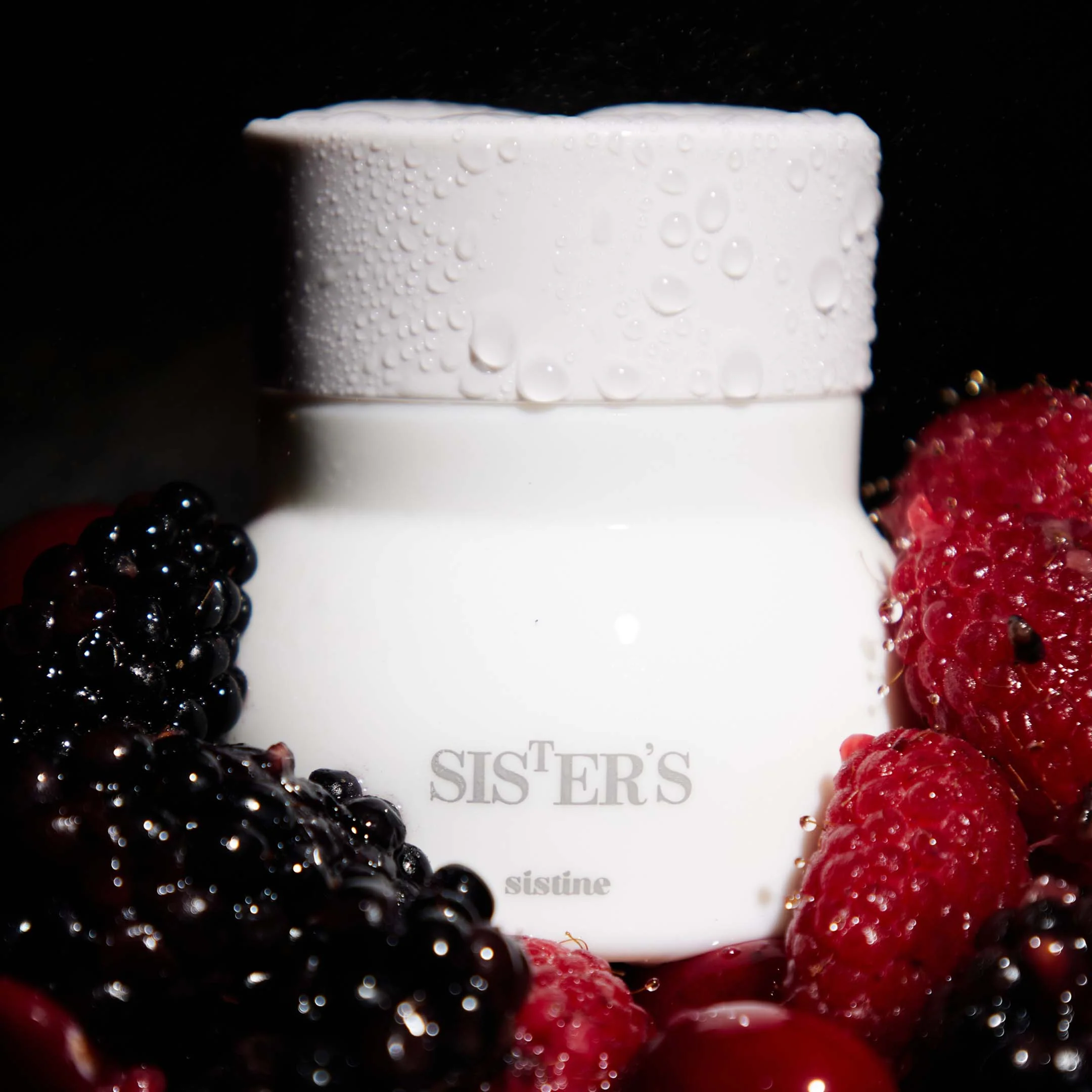 Sister's Super Fruit Antioxidant Moisturizer - Image 3