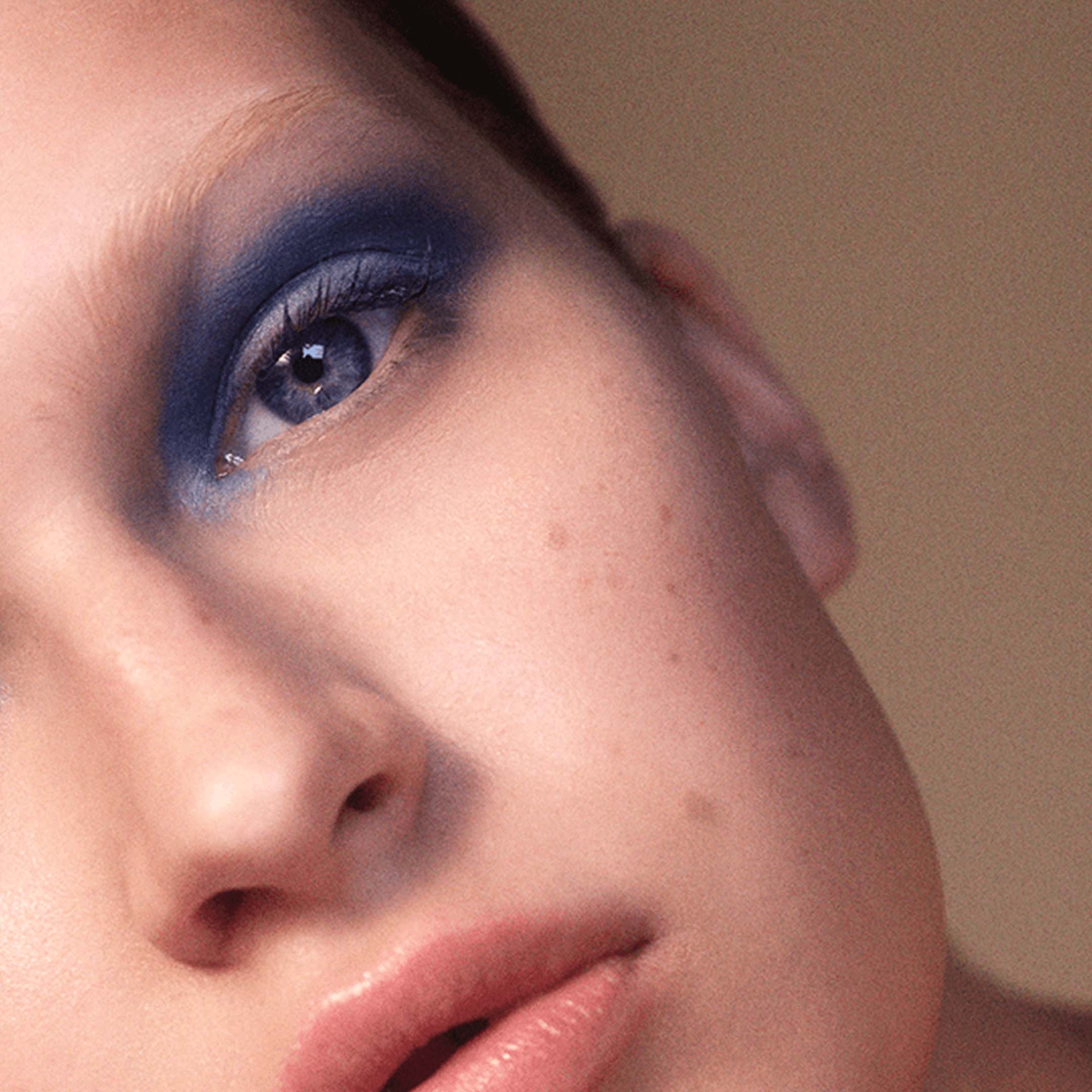 Smoky Eye Brick - Image 2