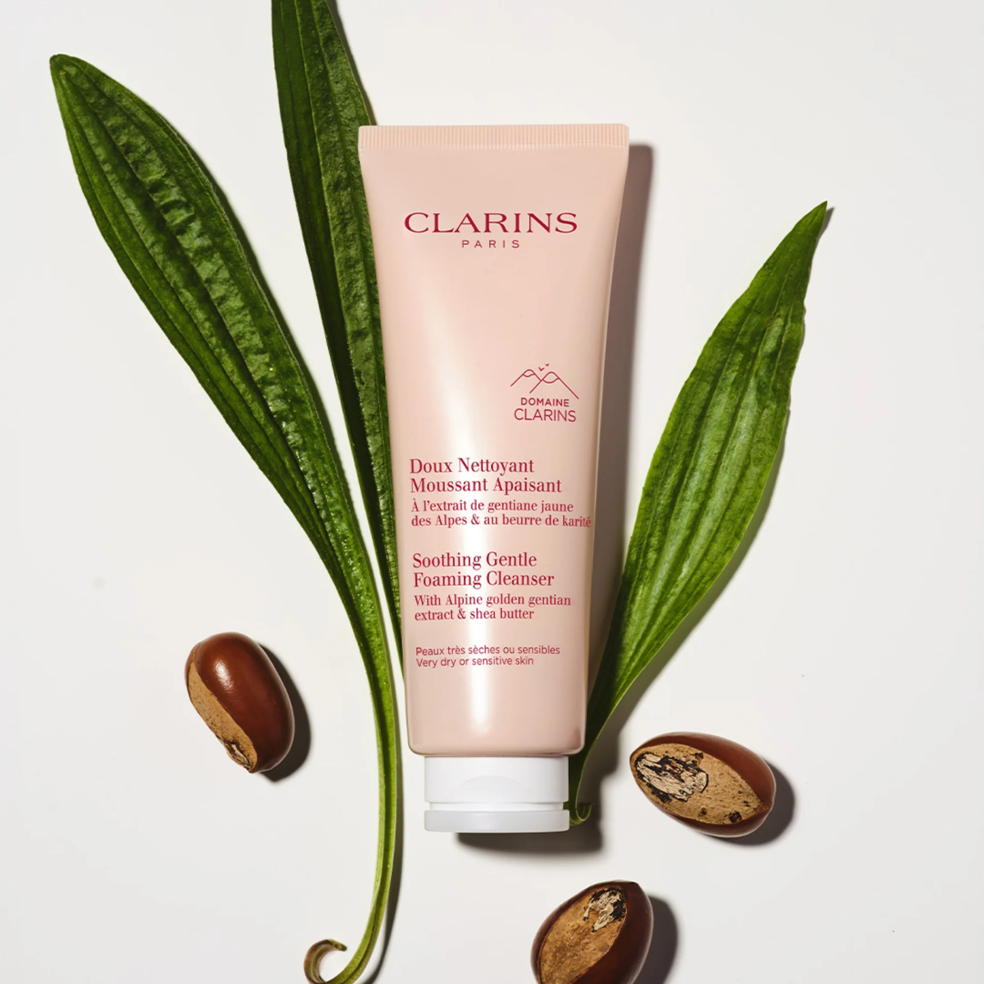 Soothing Gentle Foaming Cleanser - Image 4