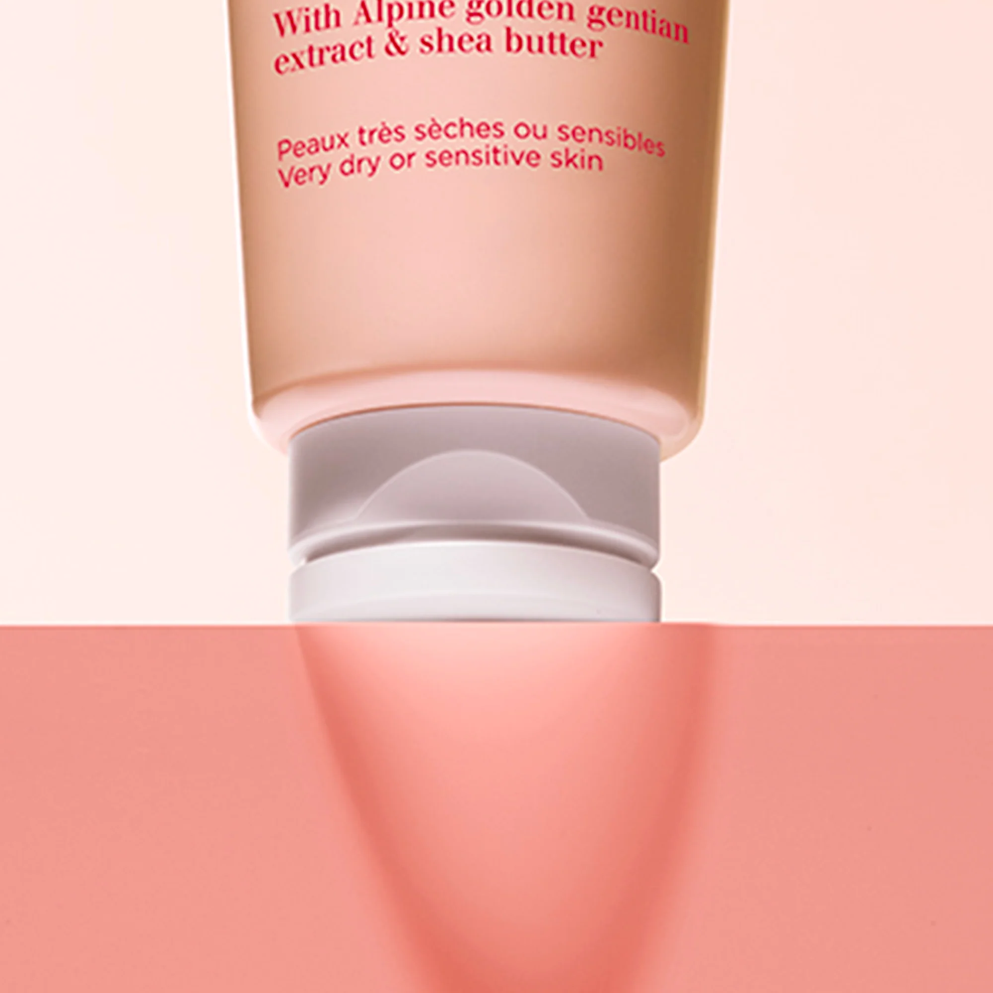 Soothing Gentle Foaming Cleanser - Image 5