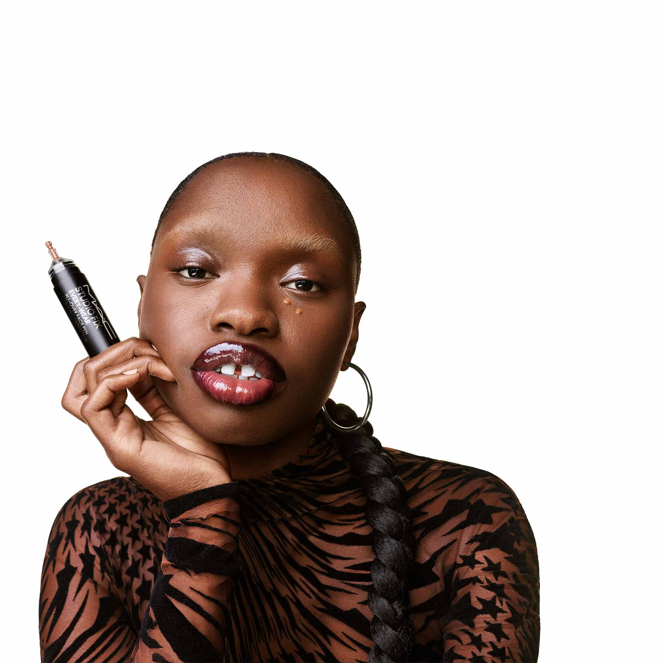 Studio Fix Ever-Wear All Over Face Pen - Image 3
