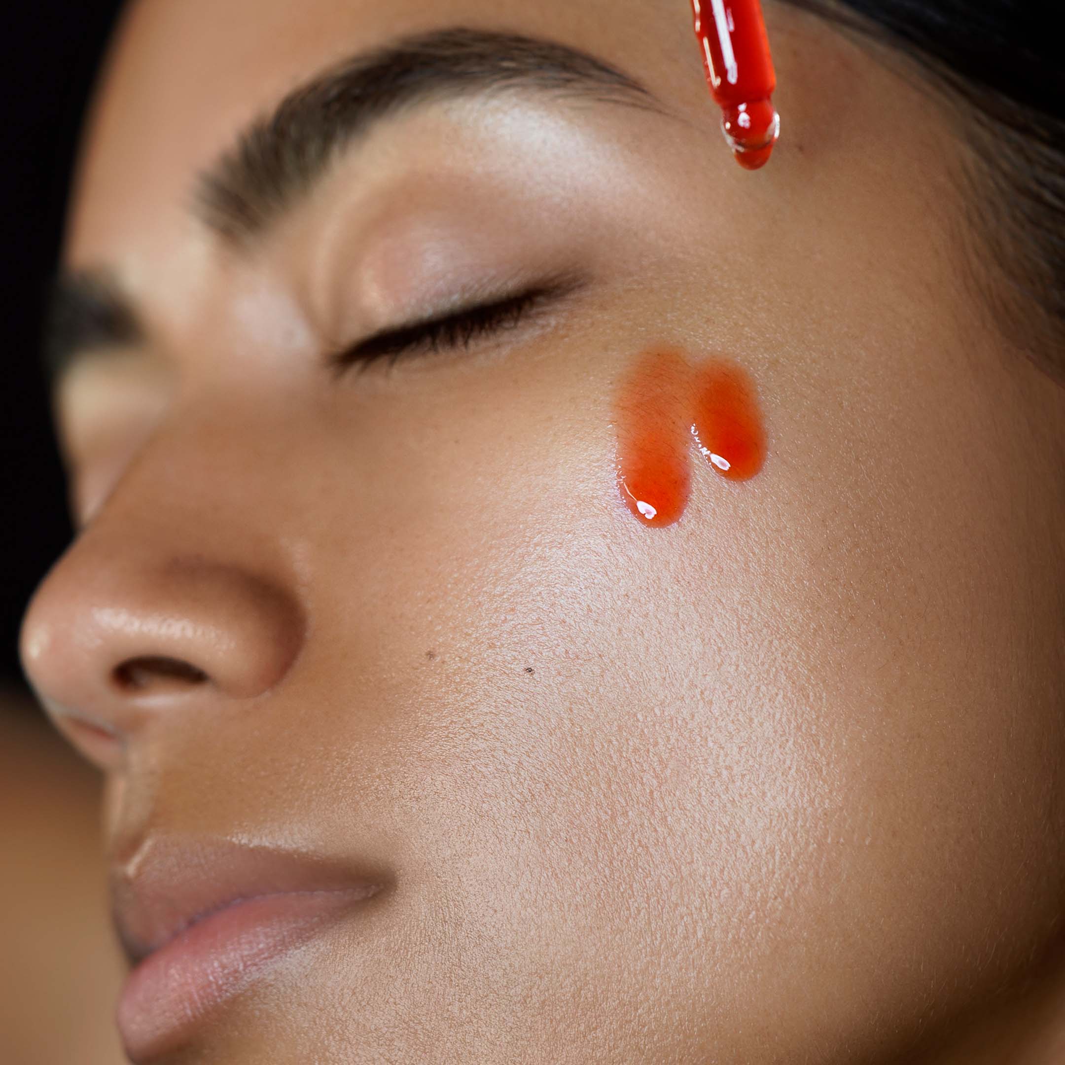 Thorn Oil Priming Facial Elixir - Image 5